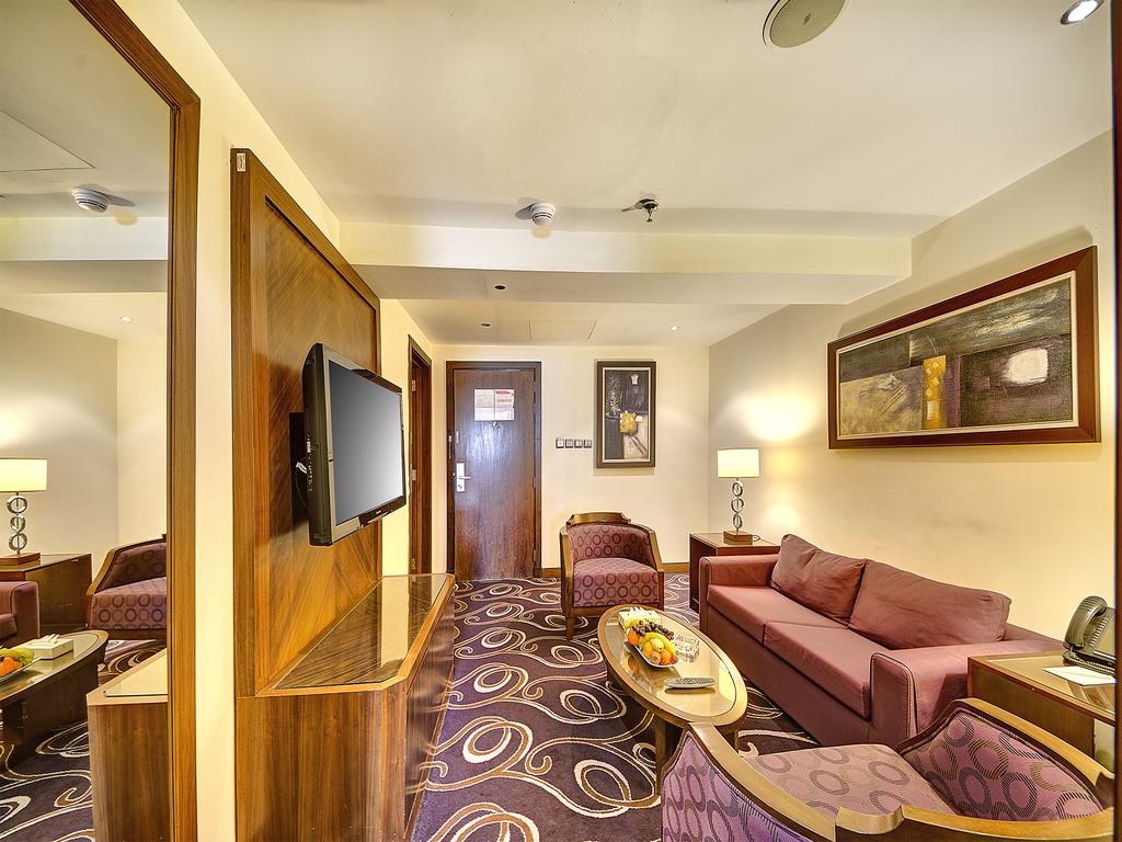 property-image_0d100d5bb682c8119